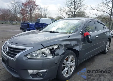 2015 Nissan Altima 2.5 Sv из США, поврежденный, VIN 1N4AL3APXFC950355
